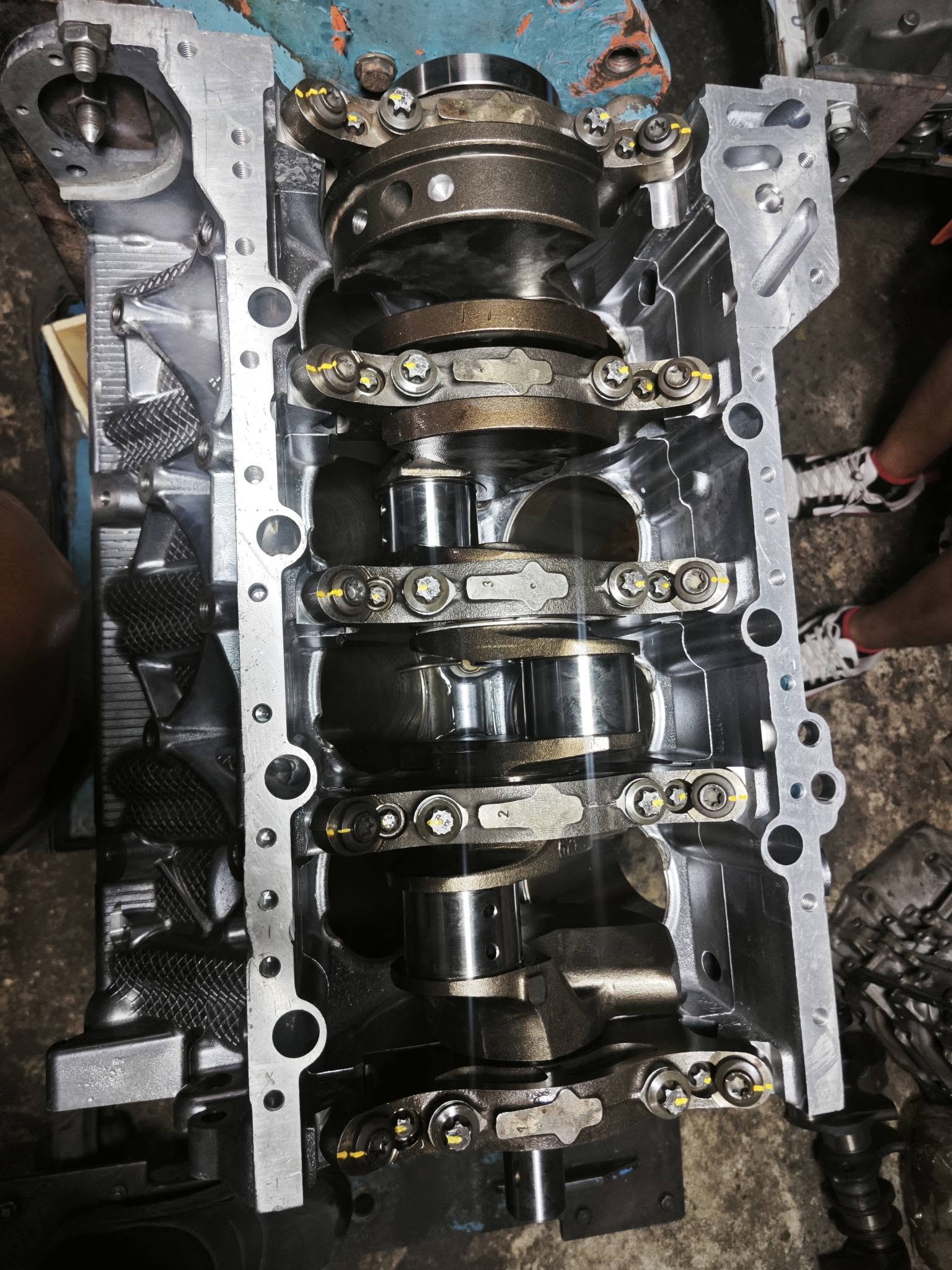 Bottom end with main caps torqued