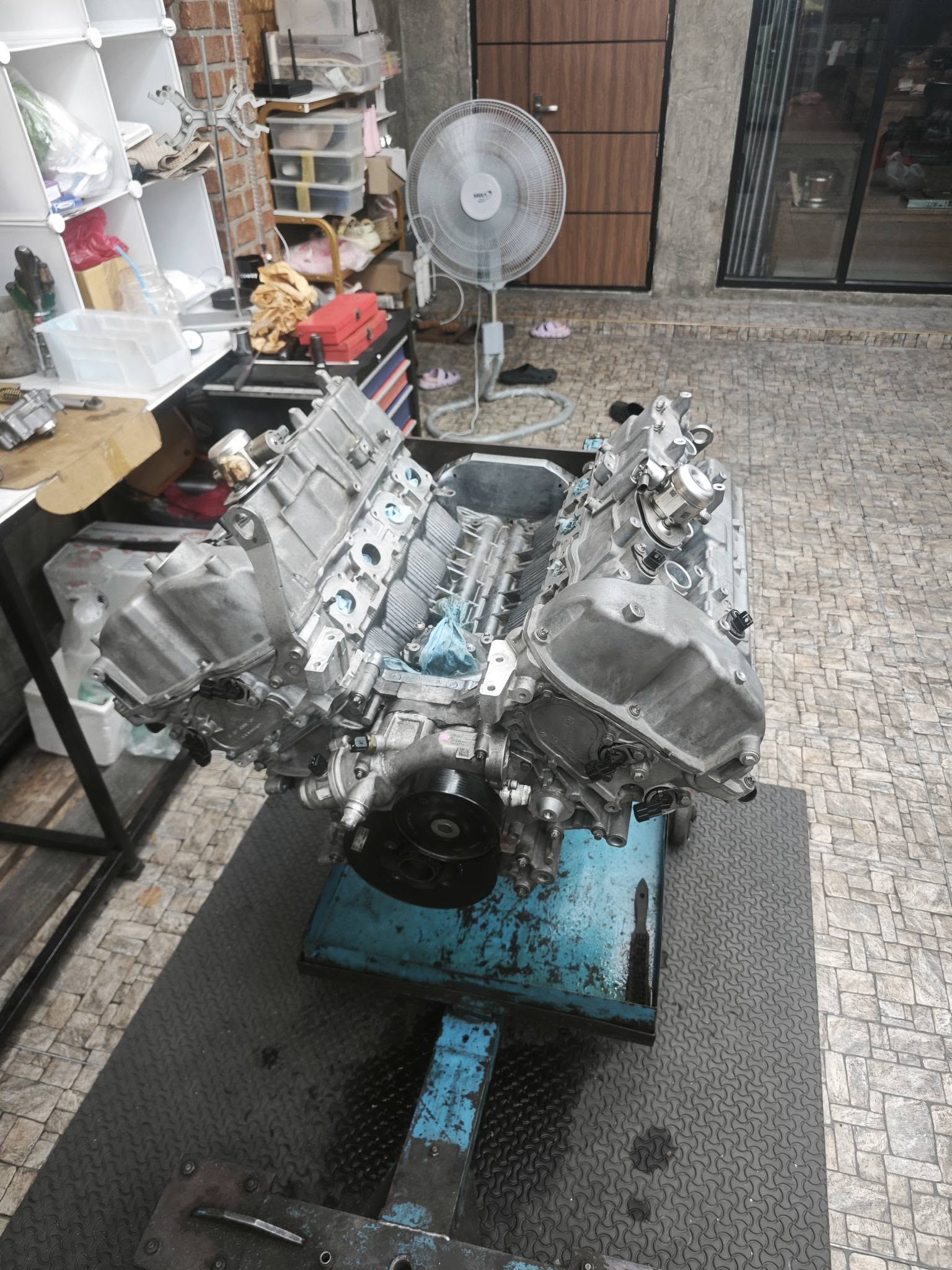 V-engine teardown on the stand